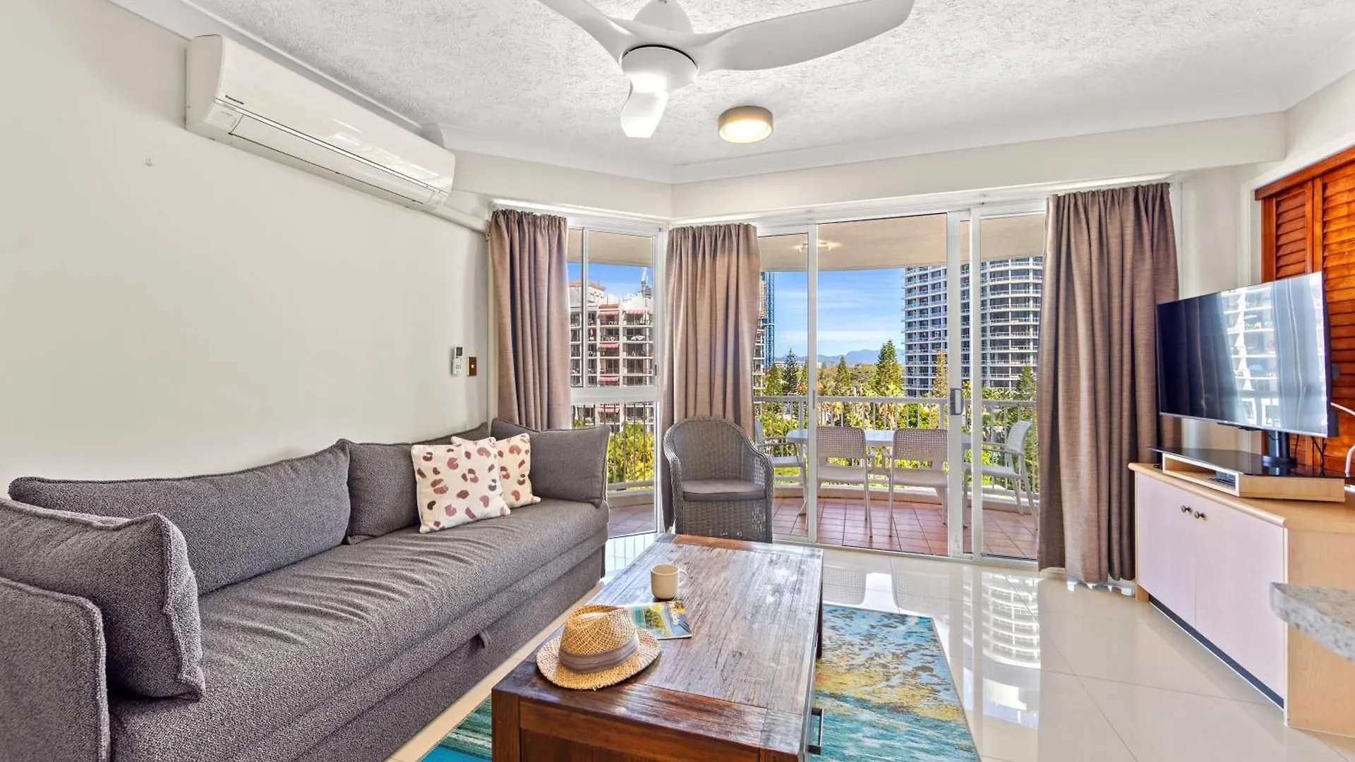Surf Parade Resort Gold Coast