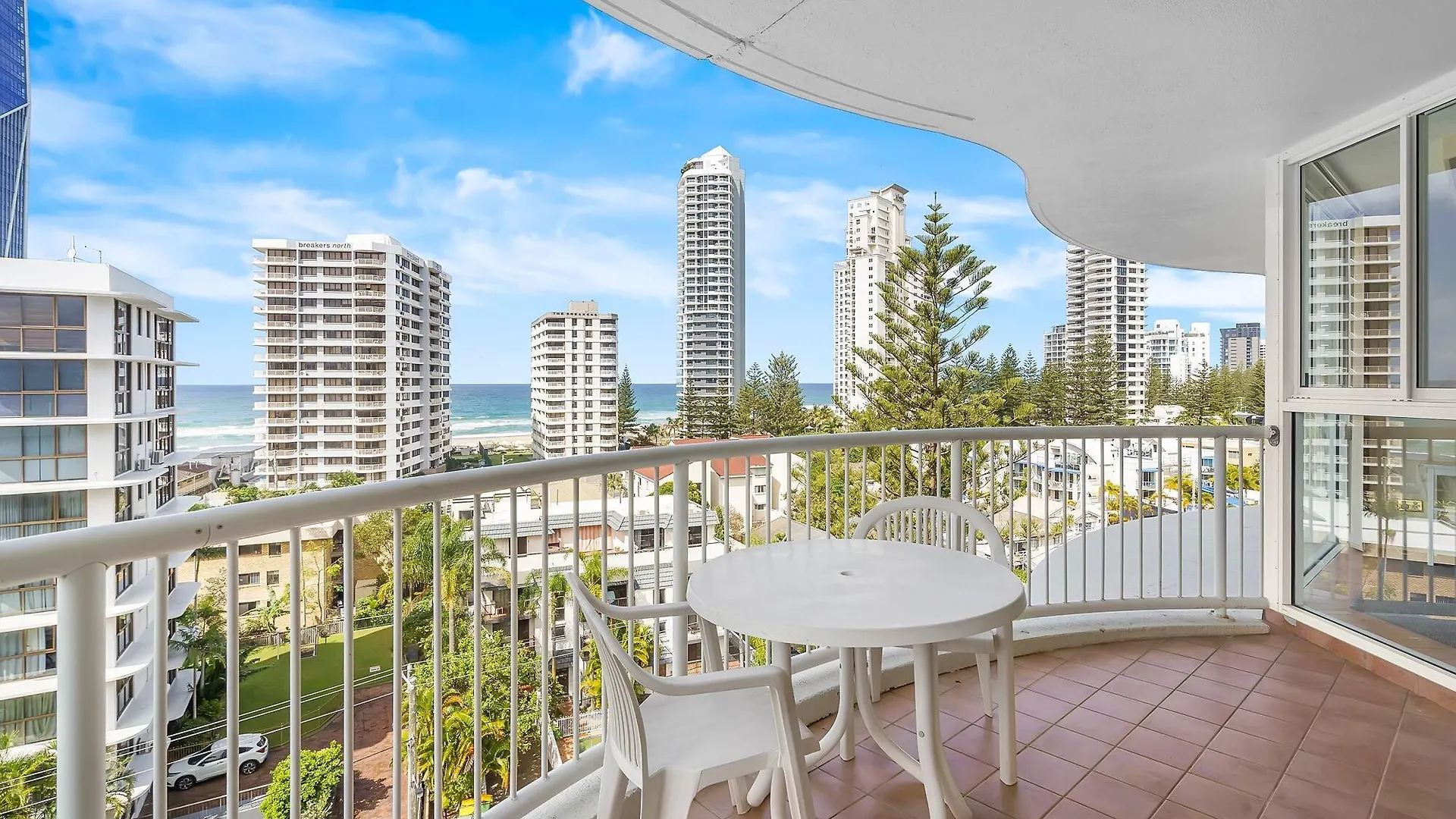 Surf Parade Resort Gold Coast 4*,