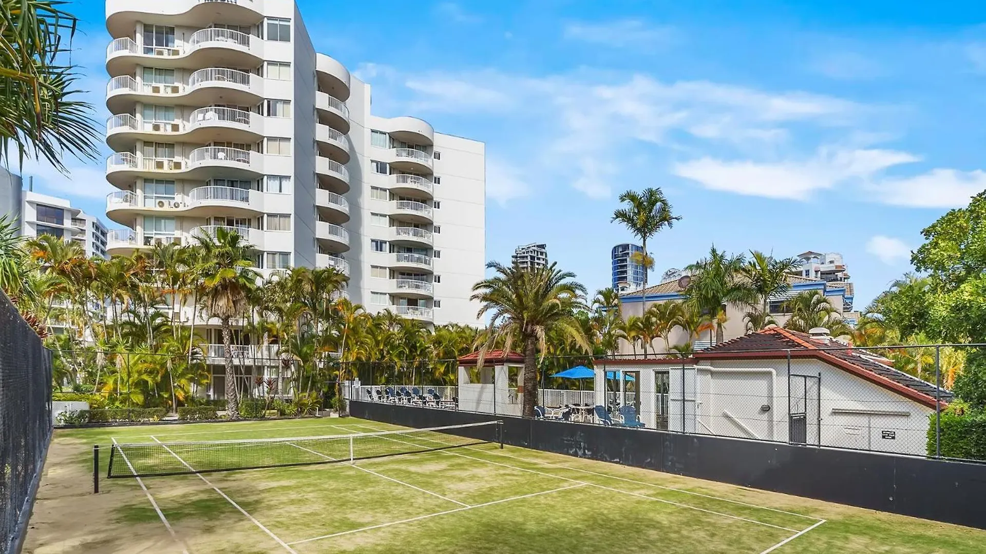Aparthotel Surf Parade Resort Gold Coast