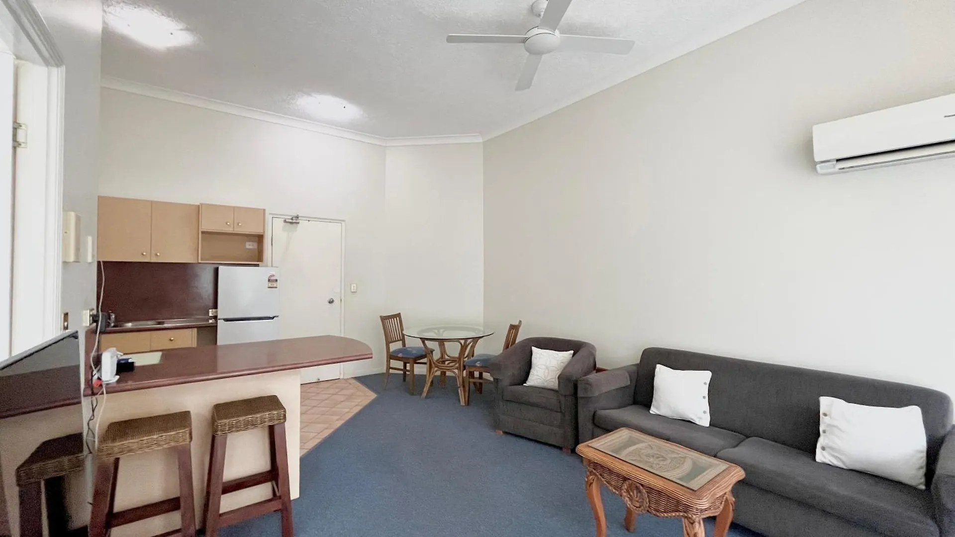Aparthotel Surf Parade Resort Gold Coast