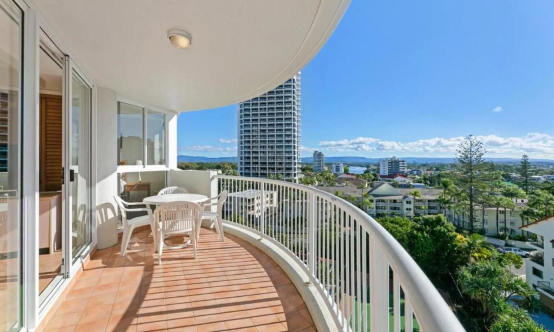 Surf Parade Resort Gold Coast Aparthotel