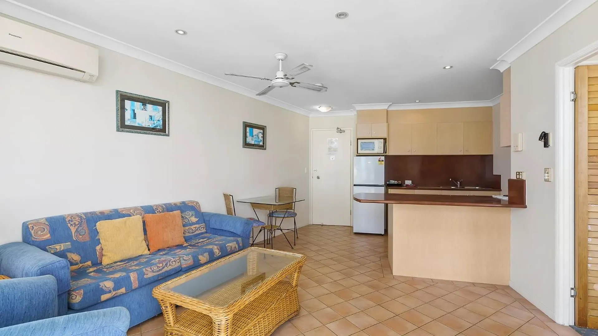 Aparthotel Surf Parade Resort Gold Coast