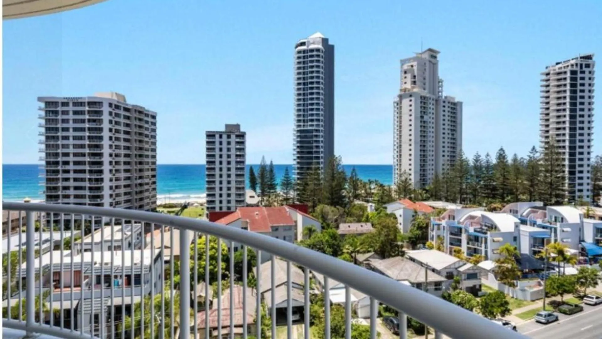 **** Aparthotel Surf Parade Resort Gold Coast Australia