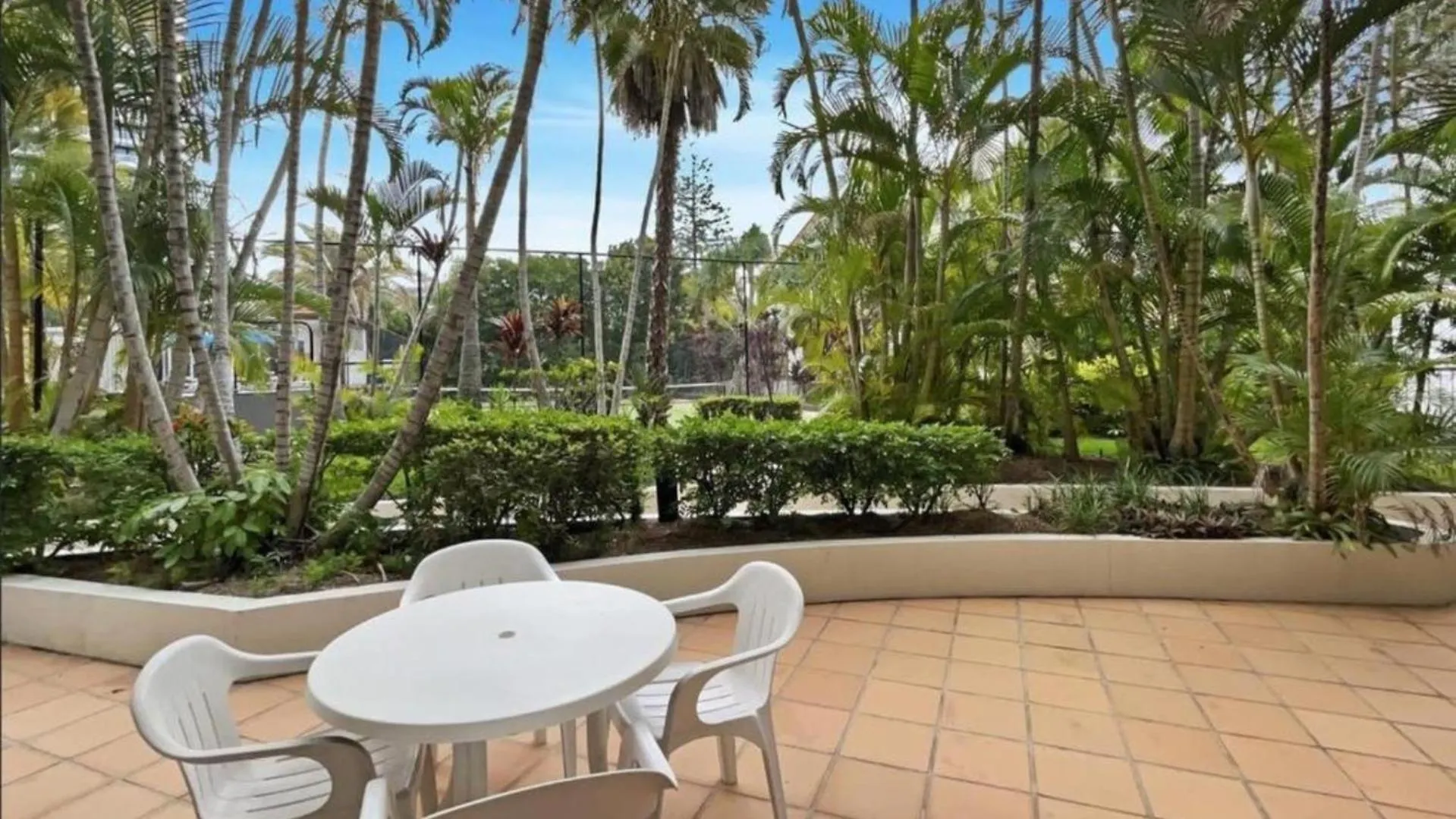 Surf Parade Resort Gold Coast Australia