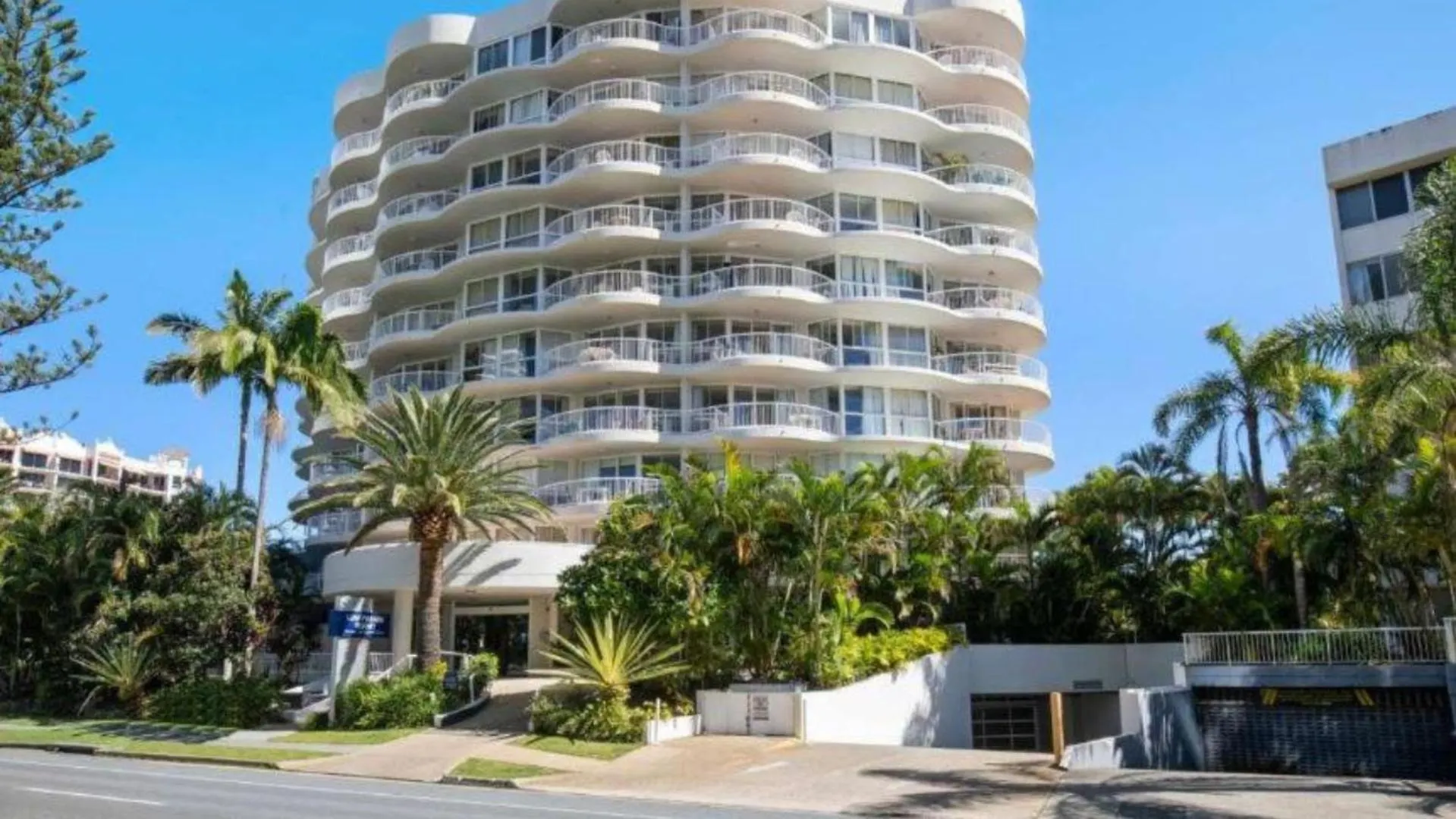 Surf Parade Resort Gold Coast 4*,