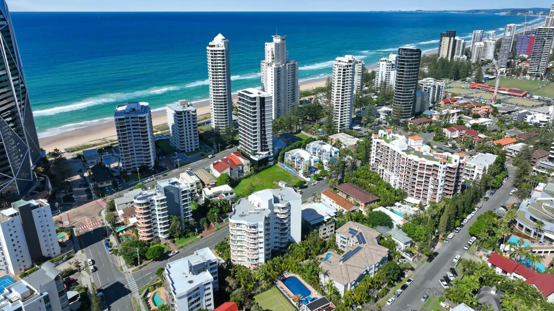 Surf Parade Resort Gold Coast 4*,  Australia