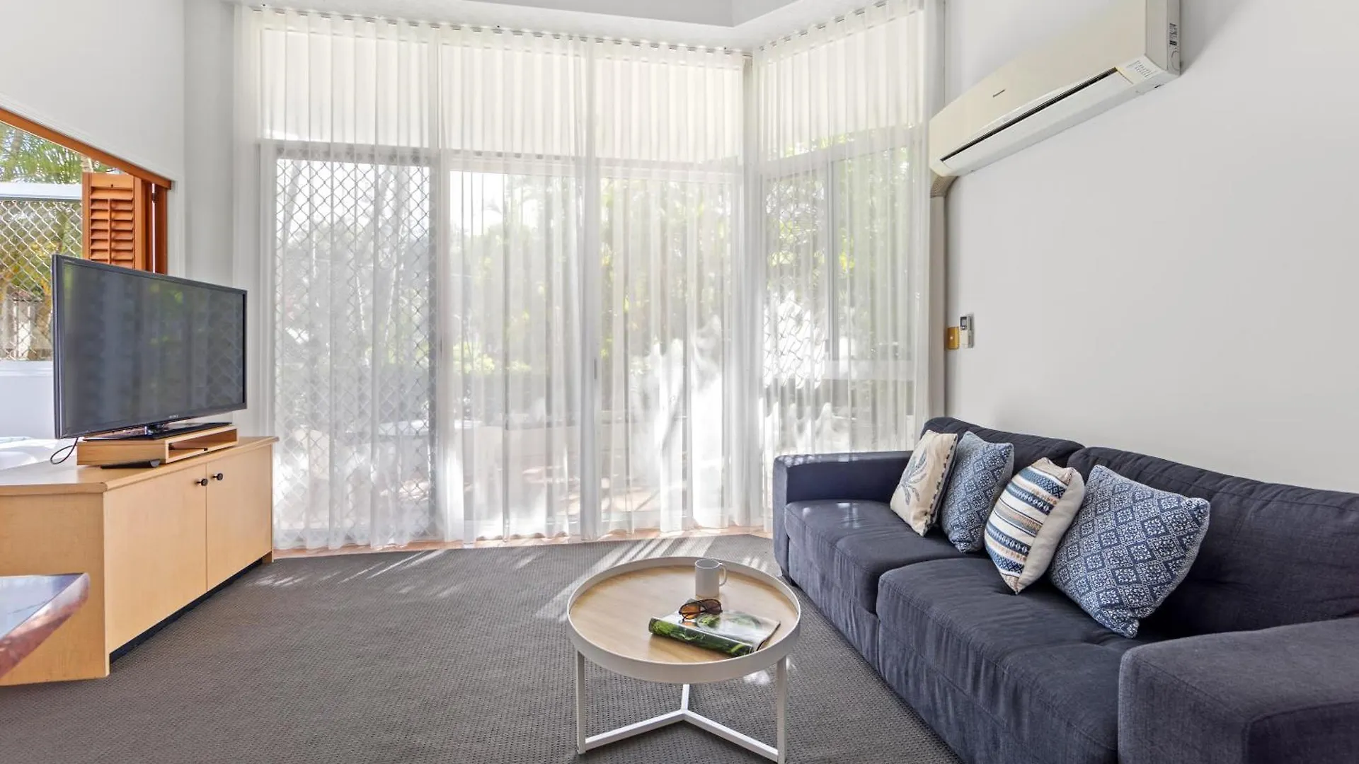Aparthotel Surf Parade Resort Gold Coast
