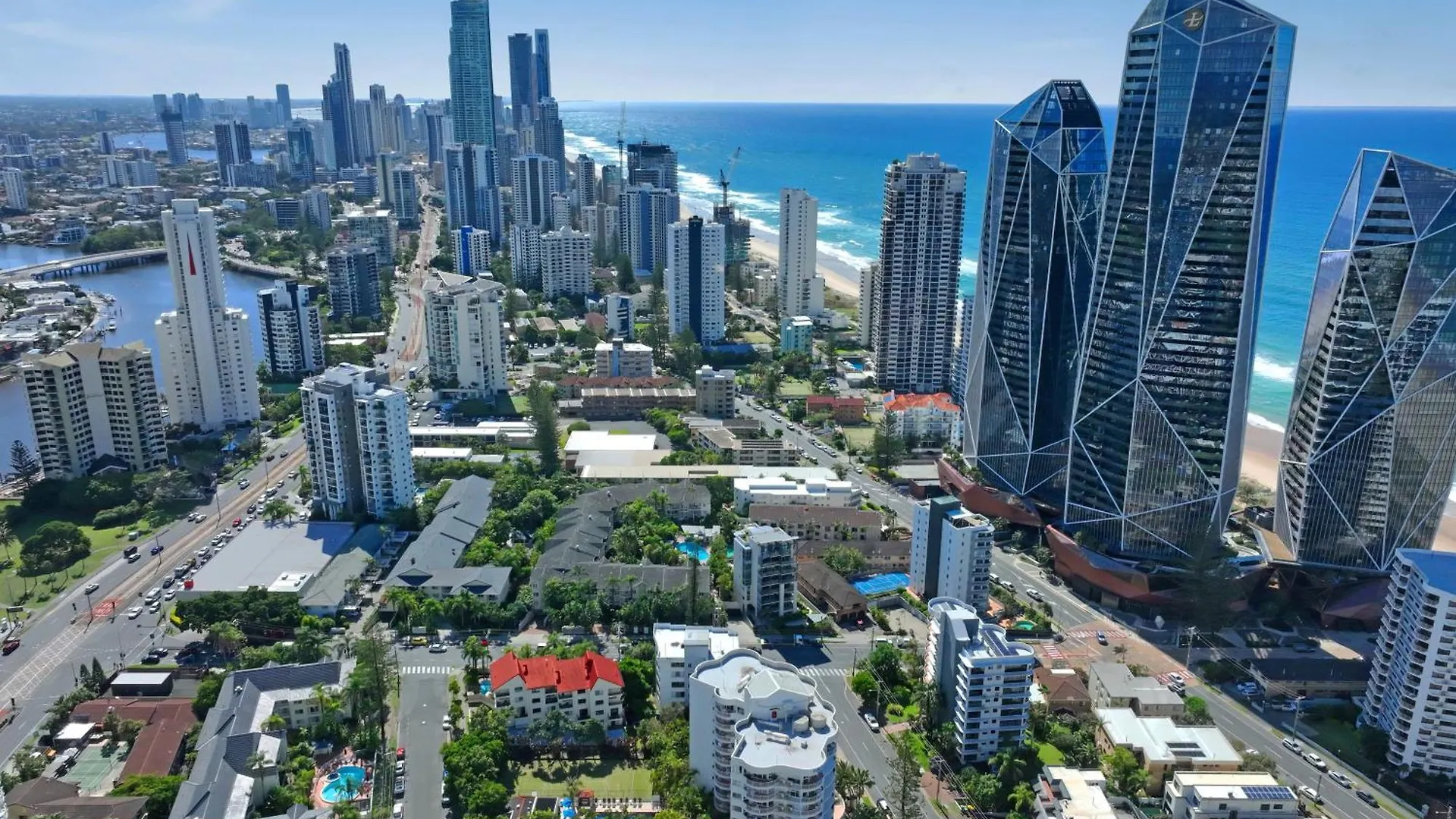 Aparthotel Surf Parade Resort Gold Coast